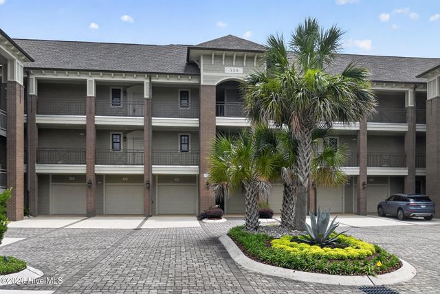 555 Grande Manor Court 302, Wilmington, NC 28405