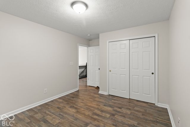 6552 Amherst Way, Zionsville, IN 46077