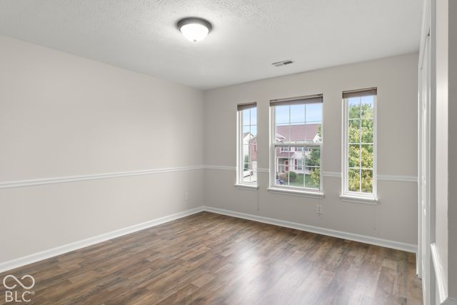 6552 Amherst Way, Zionsville, IN 46077
