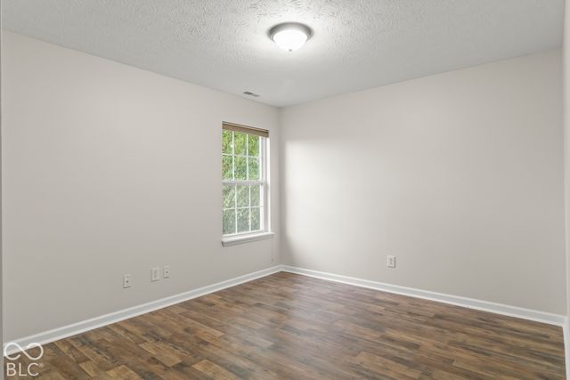 6552 Amherst Way, Zionsville, IN 46077
