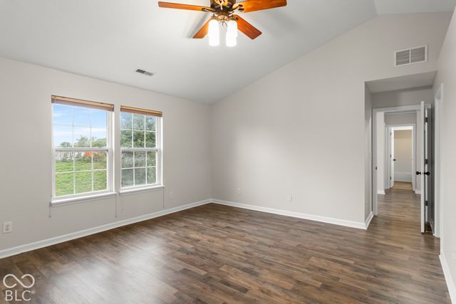 6552 Amherst Way, Zionsville, IN 46077
