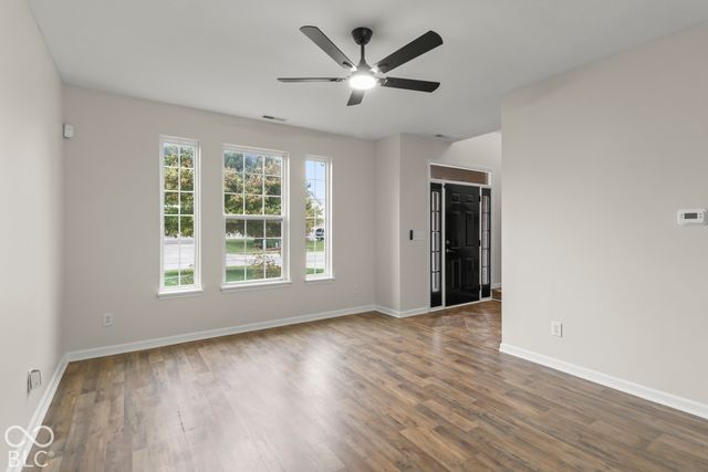 6552 Amherst Way, Zionsville, IN 46077