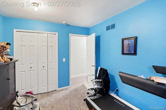 845 Crescent Lake Road, Waterford Charter Township, MI 48327