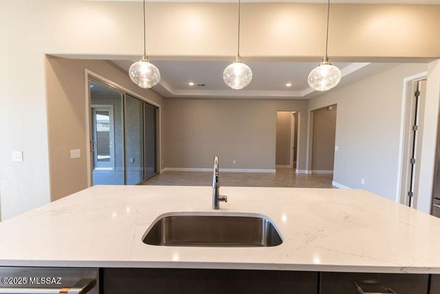 7916 S Orions Belt Drive, Tucson, AZ 85747