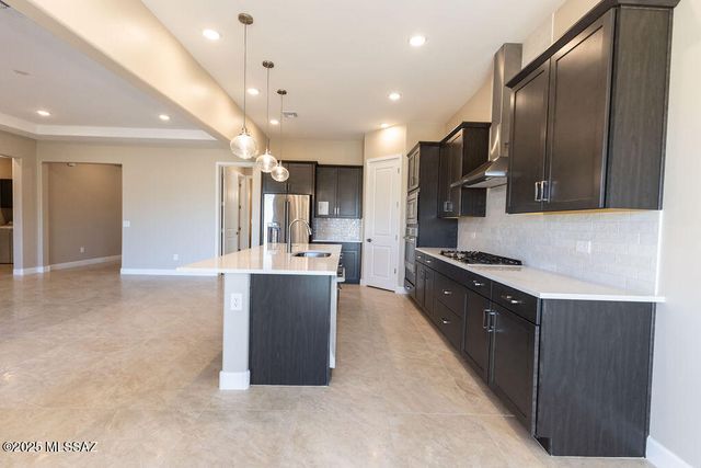 7916 S Orions Belt Drive, Tucson, AZ 85747