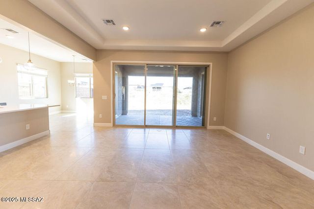 7916 S Orions Belt Drive, Tucson, AZ 85747