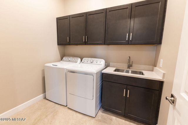 7916 S Orions Belt Drive, Tucson, AZ 85747