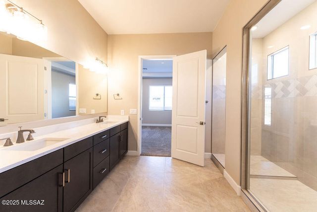 7916 S Orions Belt Drive, Tucson, AZ 85747