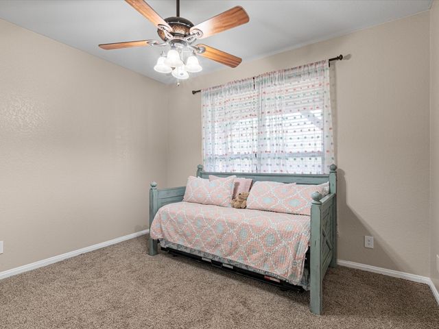 164 Miller Creek Lake Road, Paradise, TX 76073