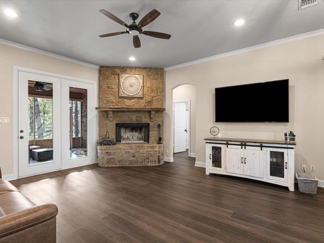 164 Miller Creek Lake Road, Paradise, TX 76073