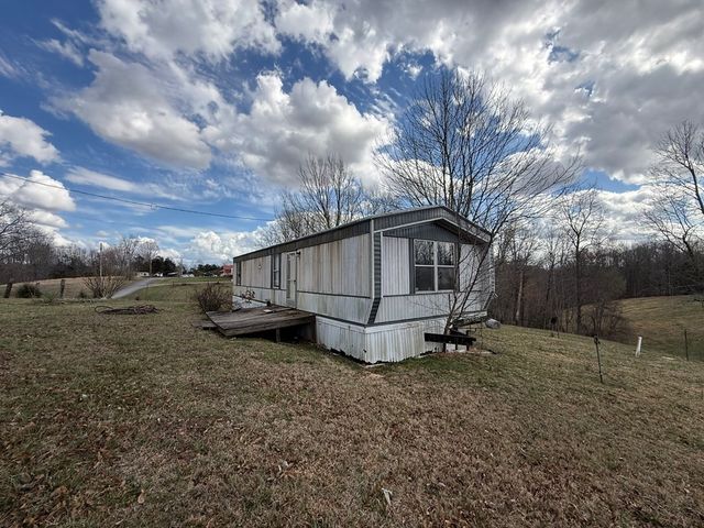 262 Burristown Paradise Ln, Gainesboro, TN 38562