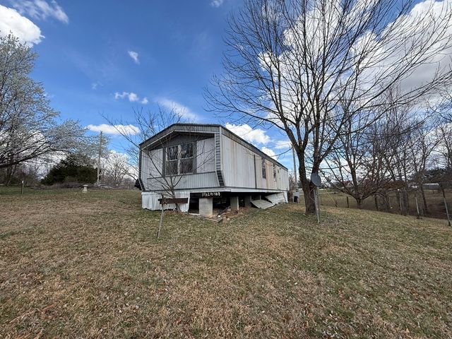 262 Burristown Paradise Ln, Gainesboro, TN 38562