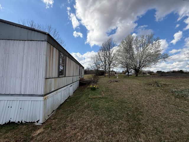 262 Burristown Paradise Ln, Gainesboro, TN 38562