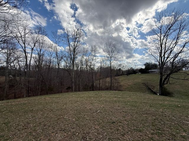 262 Burristown Paradise Ln, Gainesboro, TN 38562