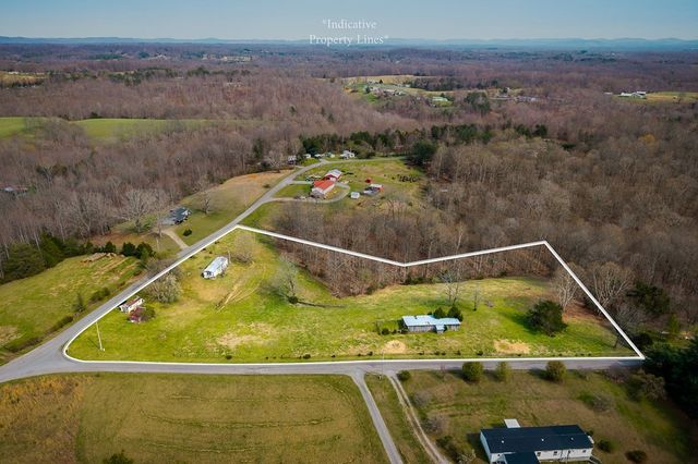 262 Burristown Paradise Ln, Gainesboro, TN 38562