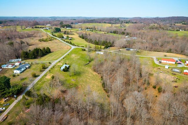 262 Burristown Paradise Ln, Gainesboro, TN 38562