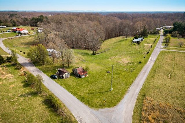 262 Burristown Paradise Ln, Gainesboro, TN 38562