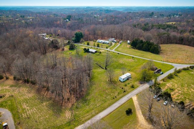 262 Burristown Paradise Ln, Gainesboro, TN 38562