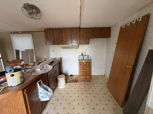 262 Burristown Paradise Ln, Gainesboro, TN 38562