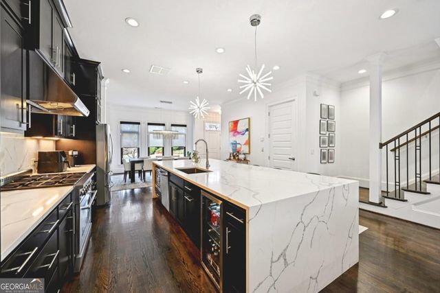 1108 Briar Cove Circle, Atlanta, GA 30329