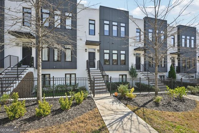 1108 Briar Cove Circle, Atlanta, GA 30329