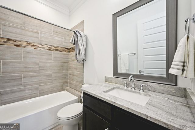 1108 Briar Cove Circle, Atlanta, GA 30329