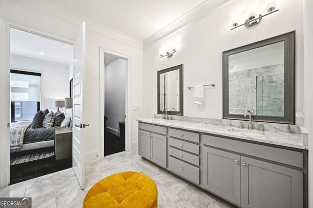 1108 Briar Cove Circle, Atlanta, GA 30329