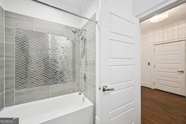 1108 Briar Cove Circle, Atlanta, GA 30329