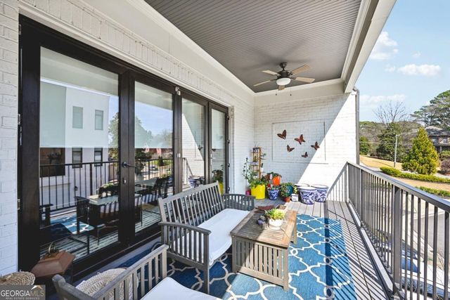 1108 Briar Cove Circle, Atlanta, GA 30329