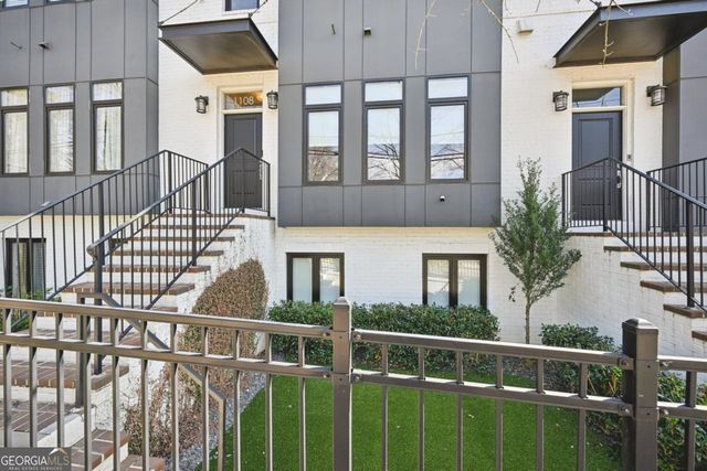 1108 Briar Cove Circle, Atlanta, GA 30329