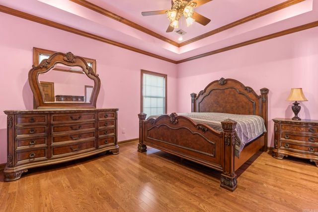 524 Scarlet Oaks Drive, Benton, AR 72019