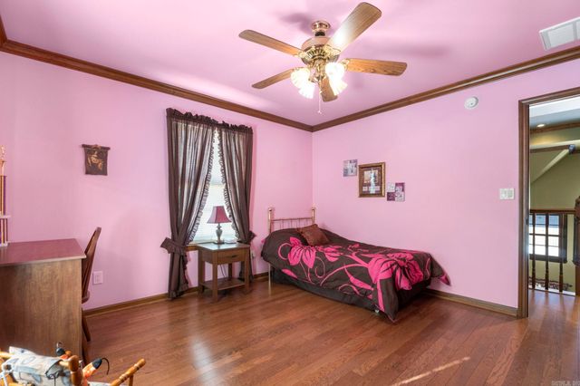 524 Scarlet Oaks Drive, Benton, AR 72019