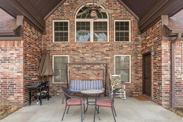 524 Scarlet Oaks Drive, Benton, AR 72019