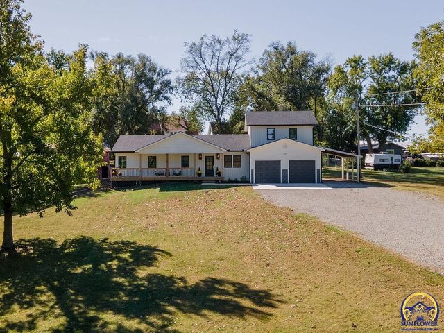 621 Monroe ST, Oskaloosa, KS 66066