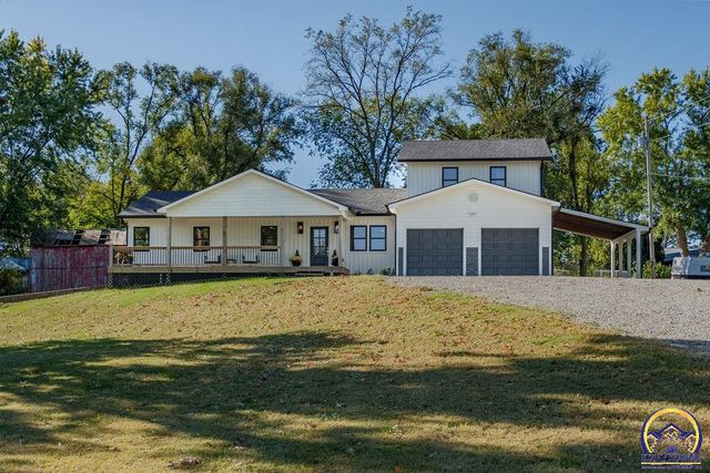 621 Monroe ST, Oskaloosa, KS 66066