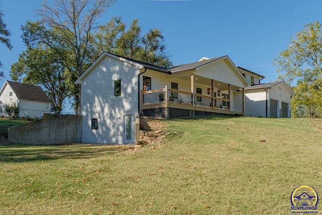 621 Monroe ST, Oskaloosa, KS 66066