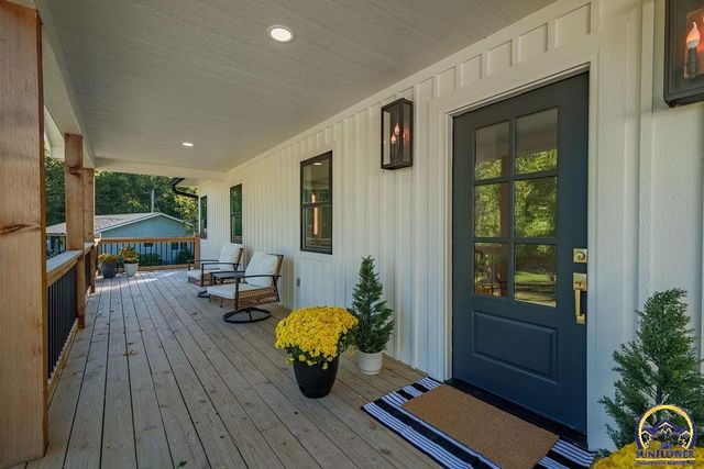 621 Monroe ST, Oskaloosa, KS 66066