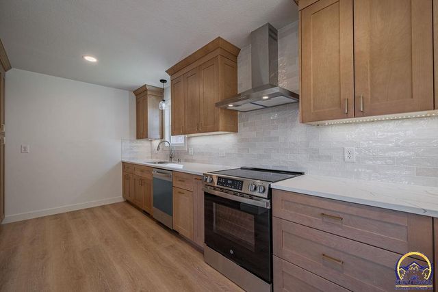 621 Monroe ST, Oskaloosa, KS 66066