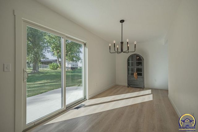 621 Monroe ST, Oskaloosa, KS 66066