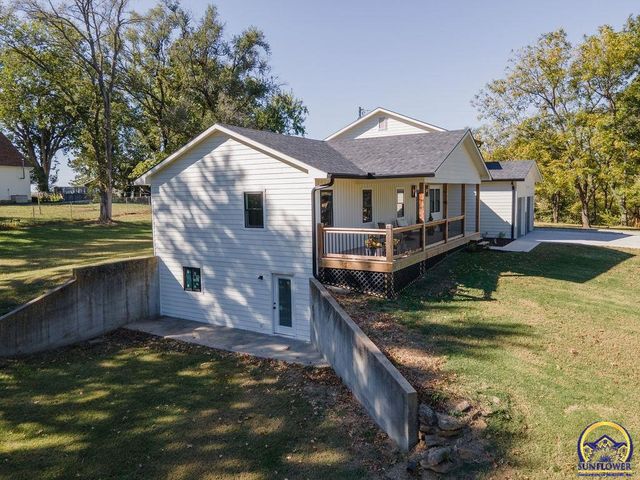 621 Monroe ST, Oskaloosa, KS 66066