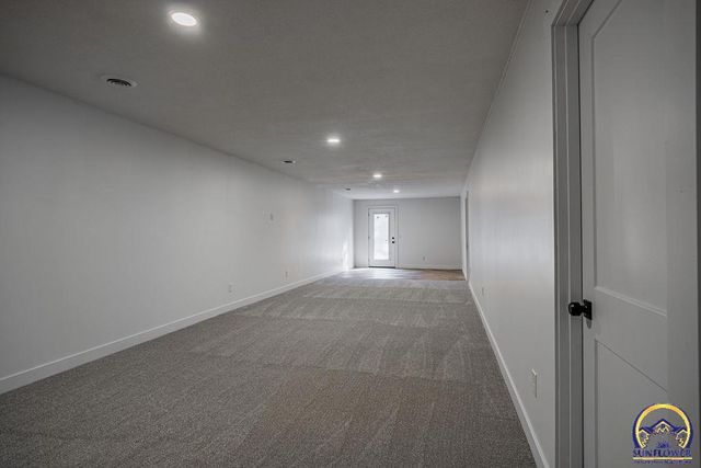 621 Monroe ST, Oskaloosa, KS 66066