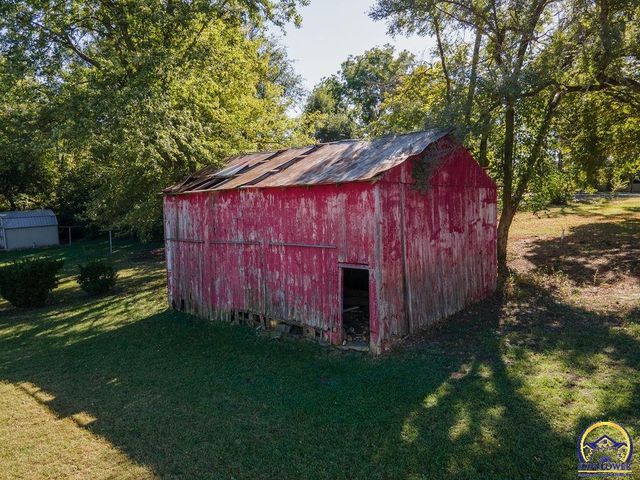 621 Monroe ST, Oskaloosa, KS 66066