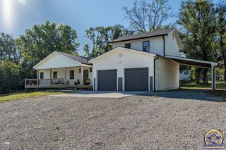 621 Monroe ST, Oskaloosa, KS 66066