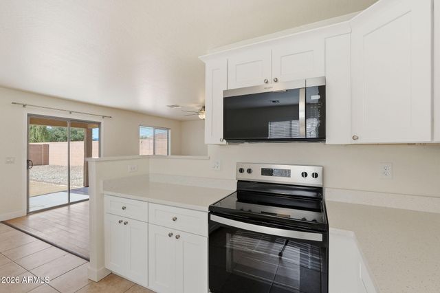 12374 W HEATHERBRAE Drive, Avondale, AZ 85392