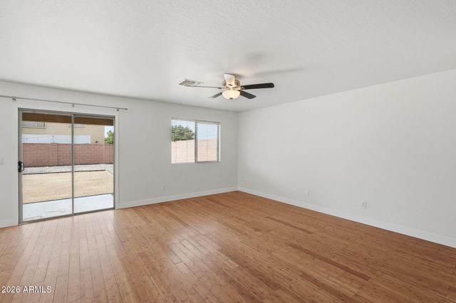 12374 W HEATHERBRAE Drive, Avondale, AZ 85392
