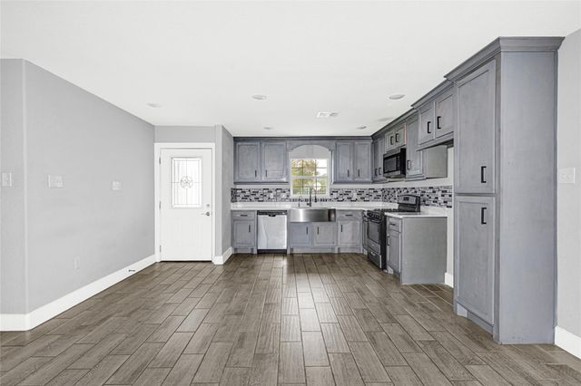 10842 Cheeves Drive, Houston, TX 77016