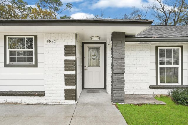 10842 Cheeves Drive, Houston, TX 77016