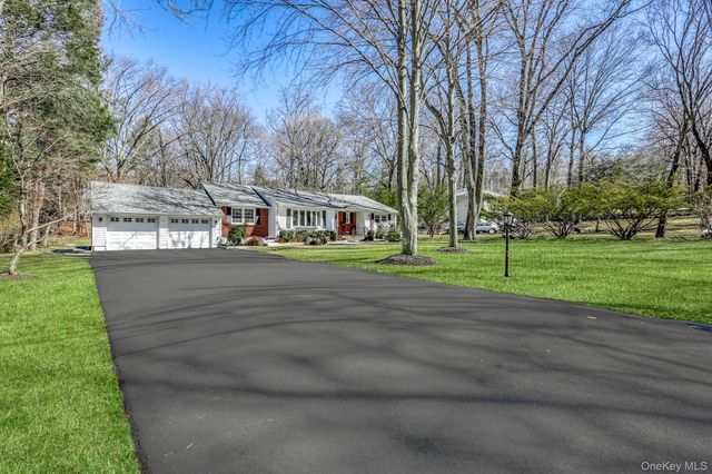 5 Moriah Lane, Suffern, NY 10901