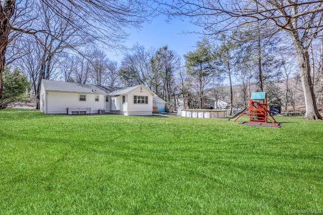 5 Moriah Lane, Suffern, NY 10901