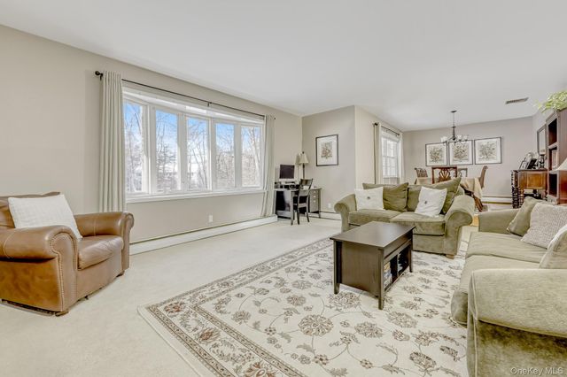 5 Moriah Lane, Suffern, NY 10901